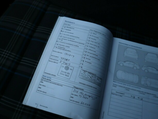 volkswagen-golf-elektrisitetbensin-2016-big-26