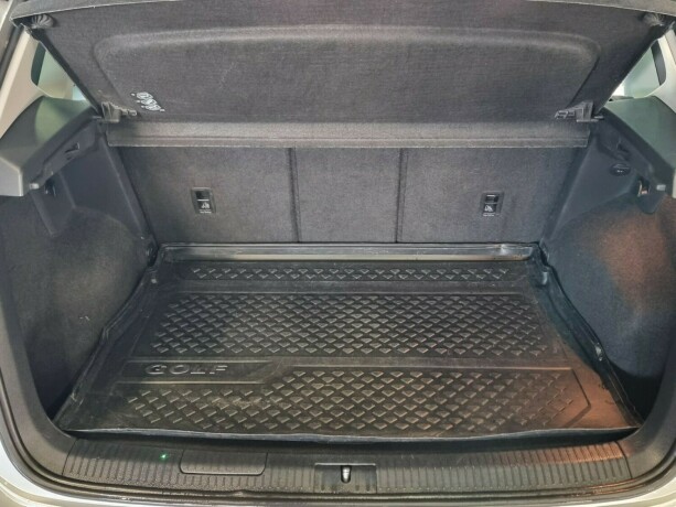 volkswagen-golf-sportsvan-diesel-2016-big-8