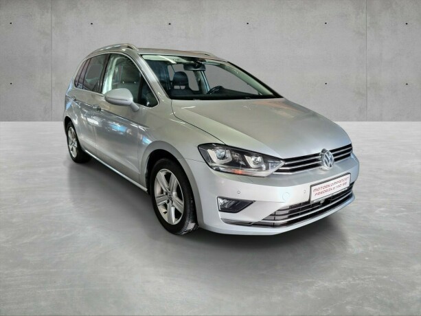 volkswagen-golf-sportsvan-diesel-2016-big-2