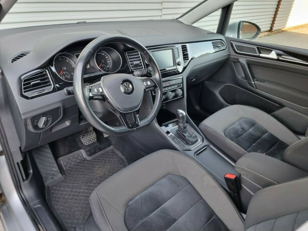 volkswagen-golf-sportsvan-diesel-2016-big-19