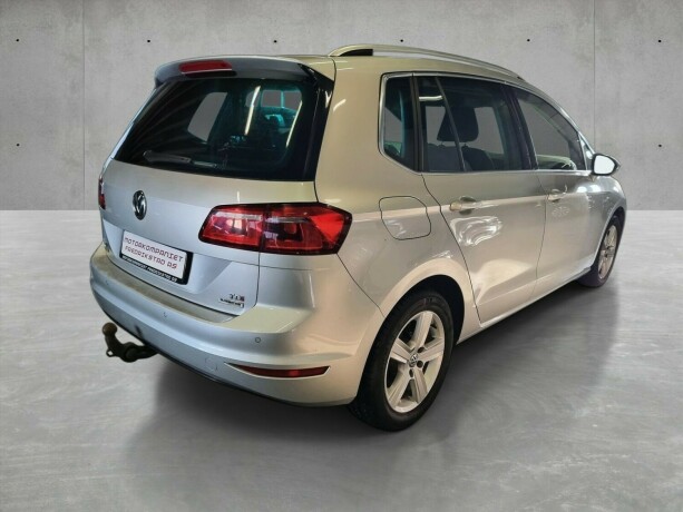 volkswagen-golf-sportsvan-diesel-2016-big-6