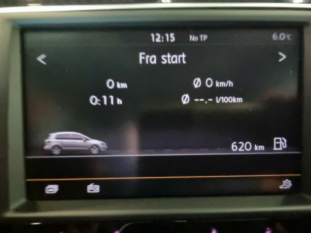 volkswagen-golf-sportsvan-diesel-2016-big-15