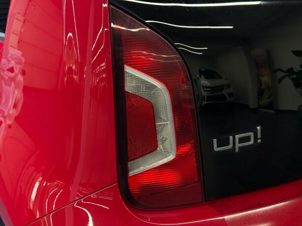 volkswagen-up-bensin-2013-big-6