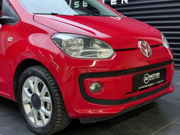 volkswagen-up-bensin-2013-big-2