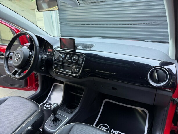 volkswagen-up-bensin-2013-big-11