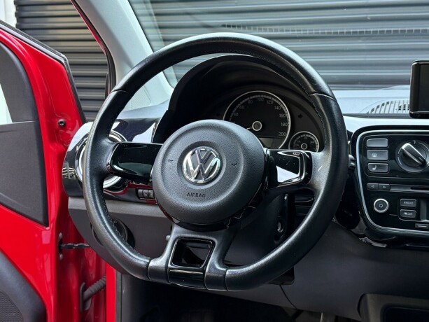 volkswagen-up-bensin-2013-big-12