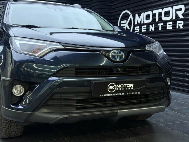 toyota-rav4-elektrisitetbensin-2016-big-4