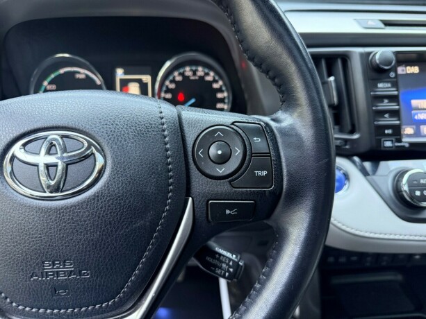 toyota-rav4-elektrisitetbensin-2016-big-15
