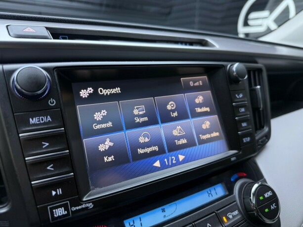 toyota-rav4-elektrisitetbensin-2016-big-24