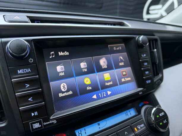 toyota-rav4-elektrisitetbensin-2016-big-21