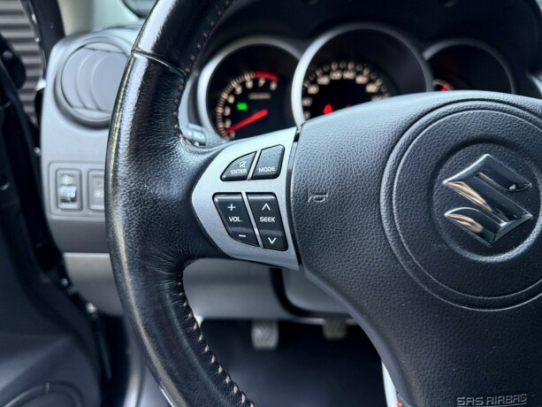 suzuki-grand-vitara-bensin-2008-big-14