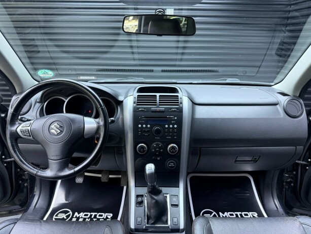 suzuki-grand-vitara-bensin-2008-big-9