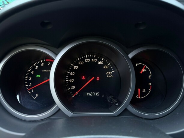 suzuki-grand-vitara-bensin-2008-big-15