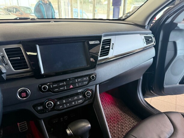 kia-niro-plug-in-petrol-2018-big-27