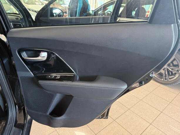 kia-niro-plug-in-petrol-2018-big-33