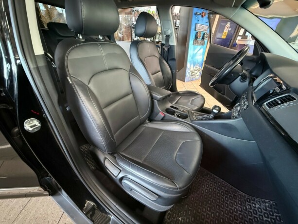 kia-niro-plug-in-petrol-2018-big-30