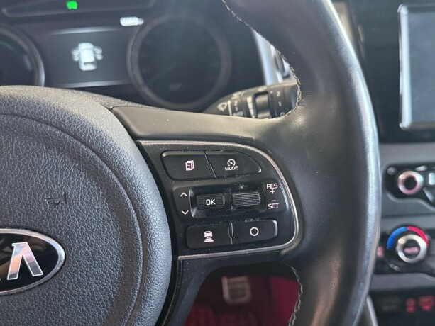 kia-niro-plug-in-petrol-2018-big-16