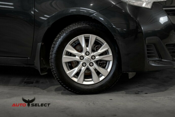 toyota-verso-s-diesel-2012-big-2