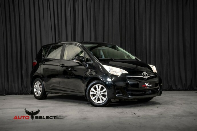 toyota-verso-s-diesel-2012-big-0