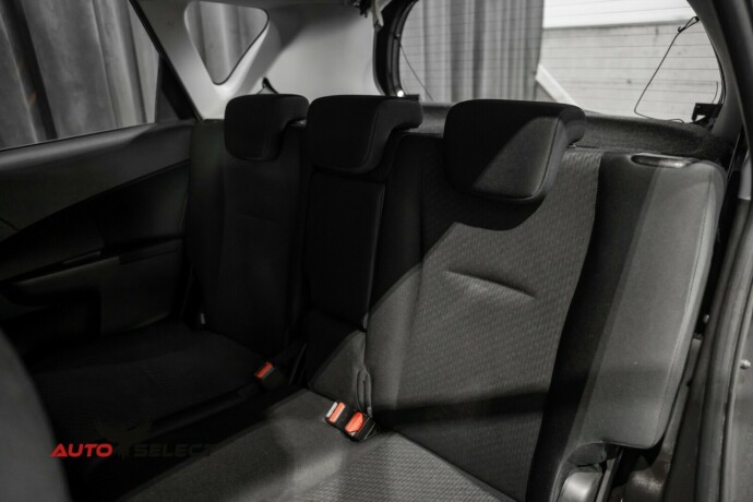 toyota-verso-s-diesel-2012-big-15