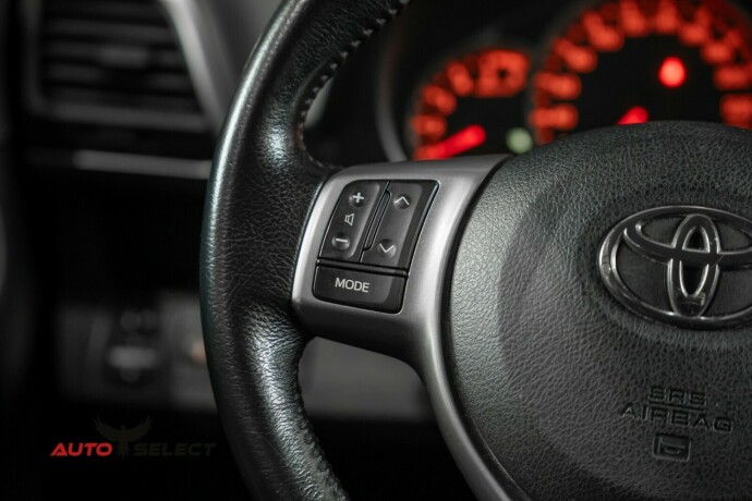 toyota-verso-s-diesel-2012-big-25