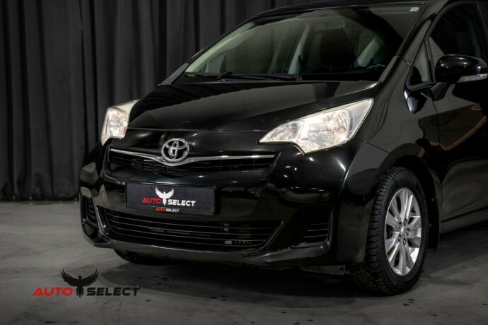 toyota-verso-s-diesel-2012-big-6