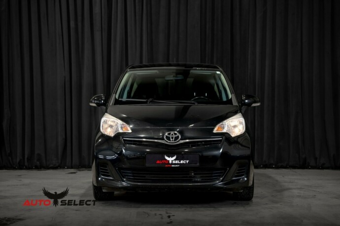 toyota-verso-s-diesel-2012-big-4