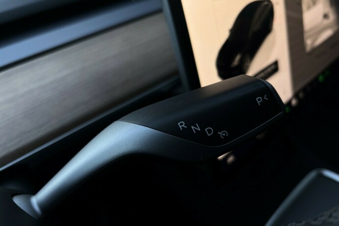 tesla-model-3-elektrisitet-2022-big-21