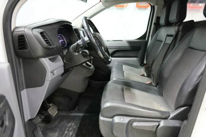 peugeot-expert-diesel-2019-big-6