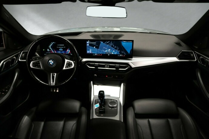 bmw-i4-m50-elektrisitet-2022-big-10