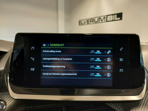 peugeot-e-2008-elektrisitet-2020-big-19