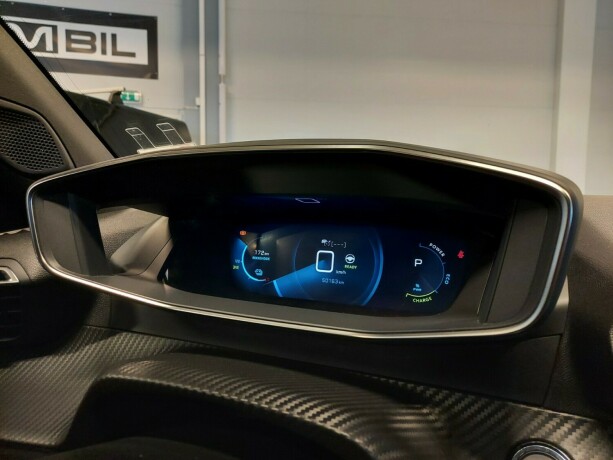 peugeot-e-2008-elektrisitet-2020-big-20