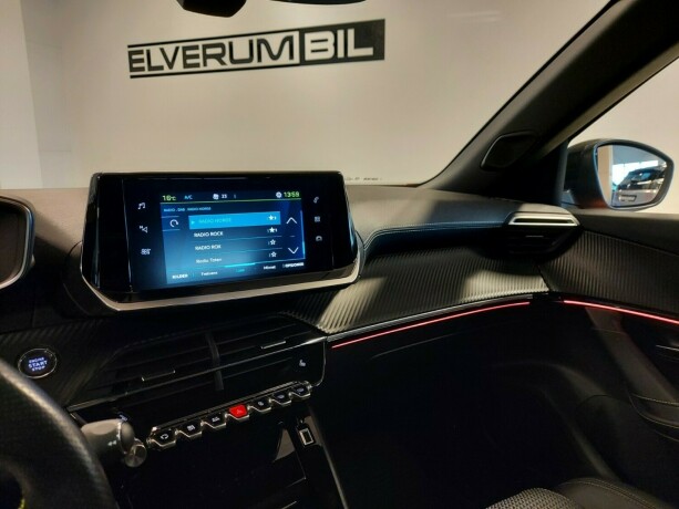 peugeot-e-2008-elektrisitet-2020-big-22