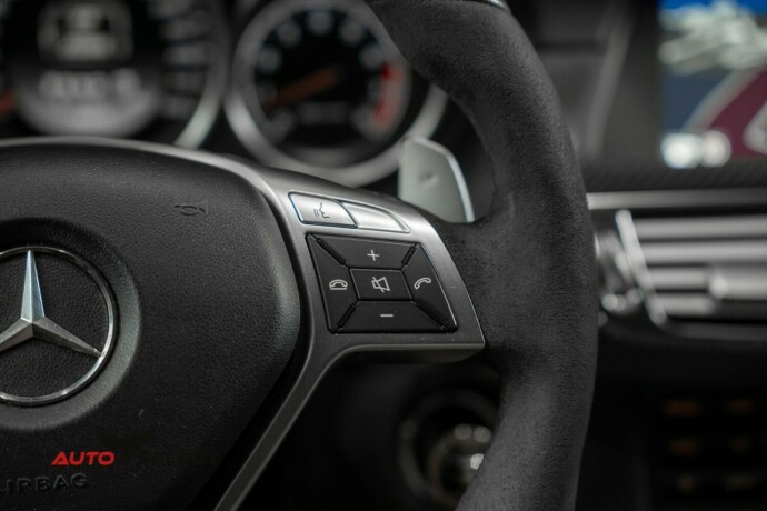 mercedes-benz-cls-bensin-2012-big-38