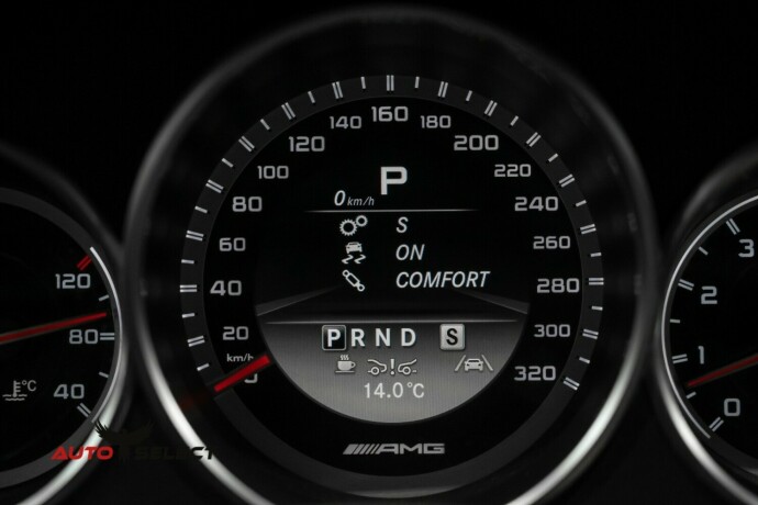 mercedes-benz-cls-bensin-2012-big-43