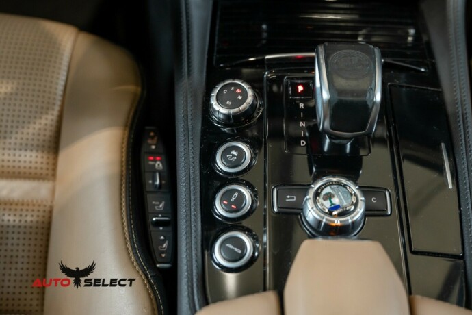 mercedes-benz-cls-bensin-2012-big-50