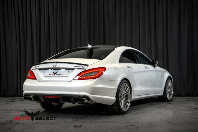 mercedes-benz-cls-bensin-2012-big-16