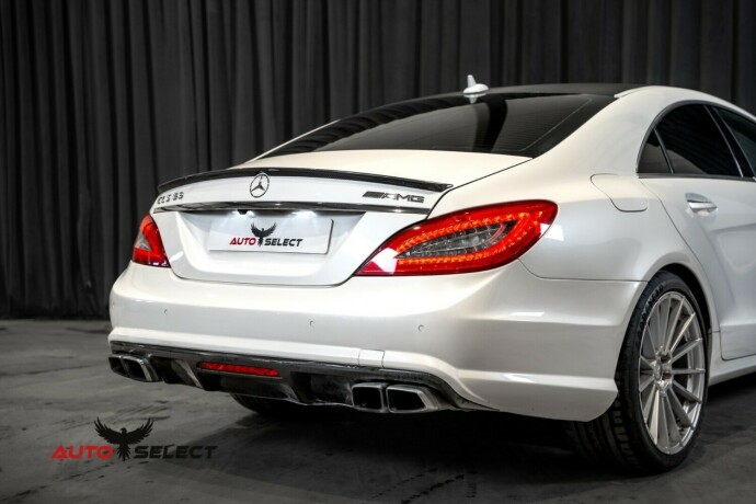 mercedes-benz-cls-bensin-2012-big-17