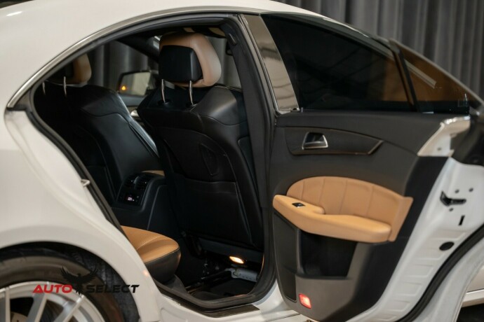 mercedes-benz-cls-bensin-2012-big-19