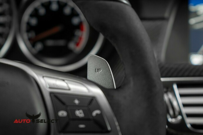 mercedes-benz-cls-bensin-2012-big-36