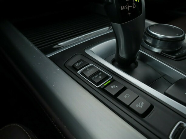 bmw-x5-elektrisitetbensin-2017-big-13