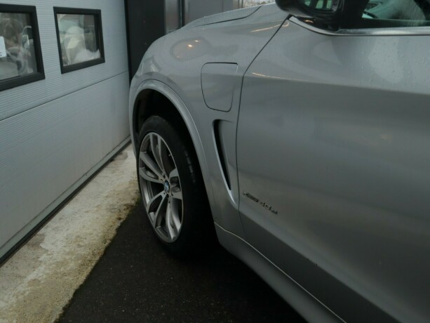 bmw-x5-elektrisitetbensin-2017-big-21