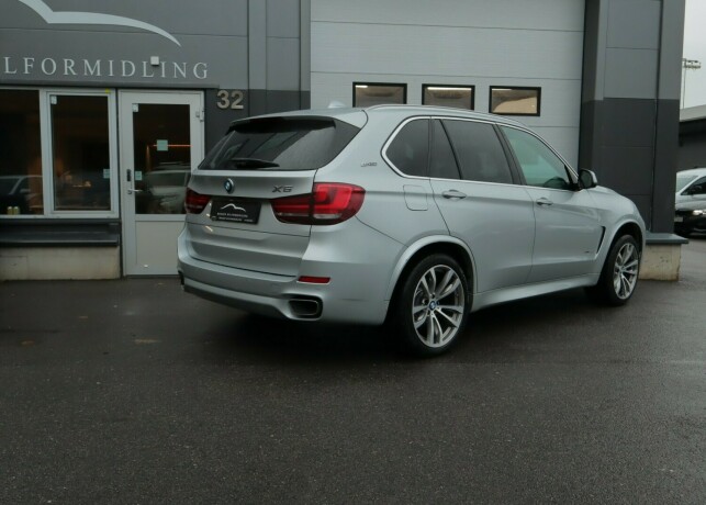 bmw-x5-elektrisitetbensin-2017-big-1