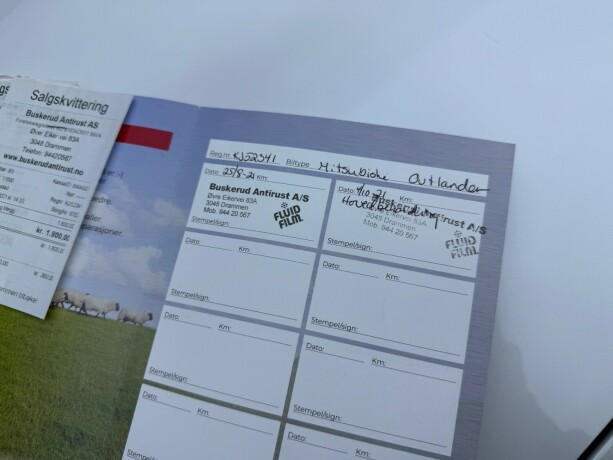 mitsubishi-outlander-elektrisitetbensin-2020-big-35