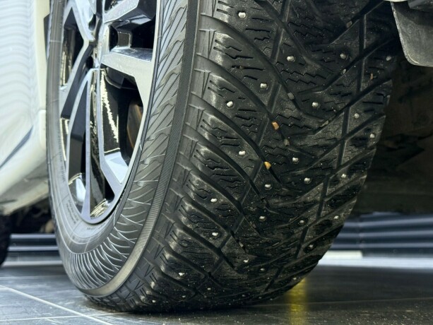 mitsubishi-outlander-elektrisitetbensin-2020-big-7