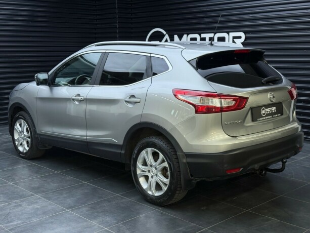 nissan-qashqai-bensin-2016-big-1