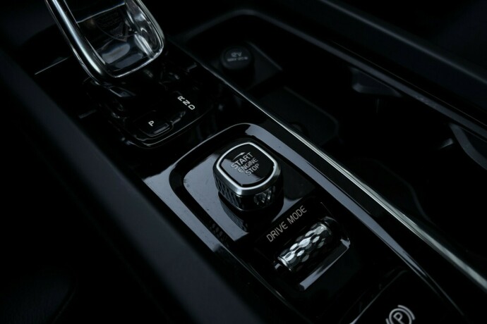 volvo-xc-60-plug-in-petrol-2020-big-29