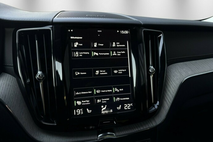 volvo-xc-60-plug-in-petrol-2020-big-32