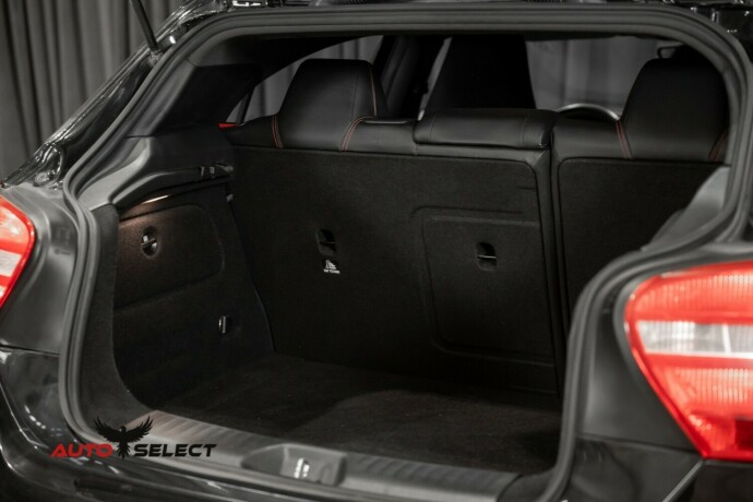 mercedes-benz-a-klasse-bensin-2013-big-10