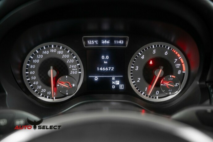 mercedes-benz-a-klasse-bensin-2013-big-27